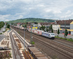 185 540 TXL-Kassel Huskies mit KLV Mars DGS 41563 Richtung München.Aufgenommen in Obereßlingen am 3.7.2016.