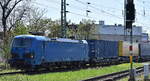 TX Logistik AG, Troisdorf [D] mit der Smartron   192 017  [NVR-Nummer: 91 80 6192 017-2 D-NRAIL] und einem KLV-Zug am 03.05.23 Durchfahrt Bahnhof Magdeburg Neustadt.
