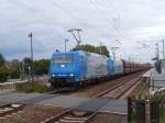 185 519 und 185 530 mit Erzleerzug im Bahnhof Vhrum