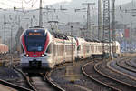 VIAS 305A nach Neuwied bei der Einfahrt in Koblenz Hbf. 20.2.2018 