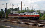 232 333 der WFL und 232 088 der Salzland Rail Service warten am 26.06.18 im Bahnhof Coswig auf neue Aufgaben.