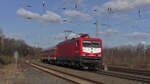 Am 26.02.2022 zieht die WFL 114 024-3 (112 024-5) ihren RB46-Ersatzzug von Gelsenkirchen Hbf nach Bochum Hbf durch Bochum-Riemke.