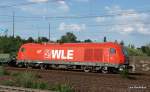 WLE 22 zieht einen Schienenleerzug auf den Ostgleisen durch Hamburg-Harburg Richtung Süden.