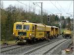 Die Wiebe Gleisbettstopfmaschine 08-275 UNIMAT 3 SY fotografiert am 08.11.09 in Wilwerwiltz. (Hans)