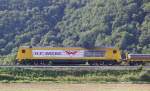 Hier nochmal etwas nher: 264 011-8 der Wiebe mit Beton-Schwellenzug in Fahrtrichtung Sden. Aufgenommen am 25.08.2012 zwischen Bad Sooden-Allendorf und Oberrieden.