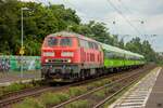 218 457-0 AIXrail mit Flixtrainwaggons in K�nigswinter, Juli 2021.