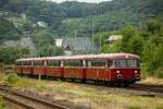 VEB/AKE Schienenbus VT98 nach Altenbeken in Wuppertal, Juli 2023.
