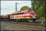 Altmark-Rail 1131 (NOHAB MY 1131) beförderte am 13.10.2024 Seitenkippwaggons von Bebra nach Nürnberg Rbf über die Siebenbogenbrücke in Fürth/Bay.