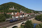 110 262 mit dem  Henkelzug  am 8. August 2022 in Gemünden am Main.