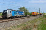 193 117 boxxpress mit Containern am Morgen des 4. Mai 2026 bei Asbach.