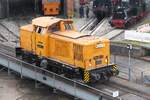 106 623, die wahre Bezeichnung ist 345 283-6 der ITL Dresden, in Dienst gestellt von LEW 16970 1980 im Heizkraftwerk Dresden Mitte während Vorbereitungsarbeiten auf das Dampflokfestival 2026 auf der Drehscheibe im Bw Dresden-Altstadt. Die Funknu ...