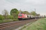 1116 233-6 ITL Taurus mit Kesselwagen am 22.04.2009 kurz vor berquerung des Mittellandkanals bei Peine