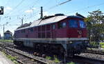 DB Bahnbau Gruppe GmbH, Berlin mit ihrer  232 550-4  (NVR:  92 80 1232 550-4 D-DB ) am 14.05.24 Höhe Bahnhof Magdeburg-Neustadt.