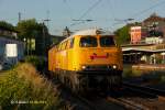 218 287-1 Bahnbau Gruppe mit Bauzug ain Wuppertal, Juni 2014.