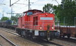 DB Cargo AG mit  298 320-3  [NVR-Nummer: 98 80 3298 320-3 D-DB] am 21.06.19 Bahnhof Golm bei Potsdam.