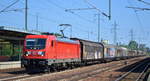 DB Cargo AG [D] mit  187 178  [NVR-Nummer: 91 80 6187 178-9 D-DB] und Ganzzug Schiebewandwagen am 17.08.20 Bf.