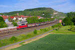 185 070 DB Cargo mit einem Autoteilezug bei Retzbach-Zellingen Richtung Gemünden, 01.06.2021