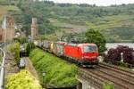 DB 193 323 in Oberwesel am Rhein, Mai 2023.