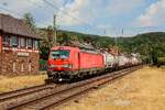 DB 193 354 mit Tankcontainerzug in Oberwinter, Juli 2026.