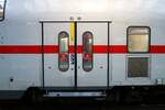 Beschriftung an DB Fernverkehr Bombardier Doppelstockgarnitur am 02.12.22 in Frankfurt am Main Hbf