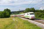 401 562 DB Fernverkehr  Friedrichshafen  als ICE 789 (Hamburg-Altona - München Hbf) bei Lehrberg, 26.06.2021