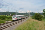 411 011 DB Fernverkehr  Hansestadt Wismar  als ICE 1282 (München Hbf - Hamburg-Altona) bei Oberdachstetten, 26.06.2021