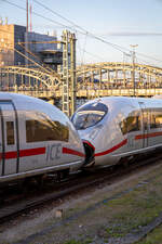 Doppeltraktion Br 408 verl�sst am Abend des 11.05.2024 den M�nchner Hbf 