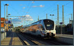 4110 116 der DB Fernverkehr legt am 23.08.2025 als IC 2174 in Waren (Müritz) einen kurzen Halt ein.