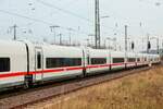 DB ICE-L Mittelwagen (ICE1548 Berlin-Köln) in Herford, Dezember 2025.