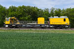 746 013 ist die Nummer des Krans !  Die Beschriftung 110 013 an der Seite sorgte erstmal für Verwirrung in der Sichtungsgruppe.  Eglharting am 4 Mai 2026.