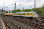 DB 120 502 mit Gleismesszug RAILab 1 in D�sseldorf Hbf, April 2014.
