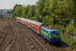 DB 111 074  Hilde   Miete oder kaufe mich.  mit RB48-Ersatzzug in Wuppertal, Mai 2022.