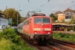 DB 111 137-6  Miete oder kaufe mich  mit RE13-Ersatzzug in Wuppertal, September 2025.
