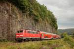 DB 111 062-6 mit RE4 in Ennepetal, Juli 2020.