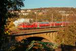 DB 111 212-7  Miete oder kaufe mich.  mit RE4 in Wuppertal, November 2020.
