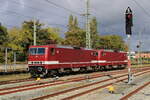 DeltaRail 243 931 & 650 standen am 11.10.2021 abgestellt im Bahnhof von Bergen.