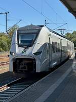 15.08.2026 | Mireo der L�nderbahn f�r als RB2 (61562) von Plauen (Vogtl) ob Bf nach Zwickau (Sachs) Hbf. Diese Verkehre werden aktuell durch diese Fahrzeuge anstatt der regul�r eingesetzen RS1 der Vogtlandbahn bedient. Zug hier bei der Einfahrt am Startbahnhof. 