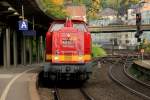 EBM 202 330-7 in Wuppertal Hbf, Oktober 2012.