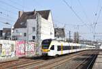 Ihre Zeit läuft ab auf dem RE13 ET 7.08 fährt als RE13 durch Düsseldorf Völklinger Straße in Richtung Neuss. Zum Ende des Jahres läuft der Vertrag auf dem RE13 aus und DB Start übernimmt die Linie. Dann sollen hier Flirt 3 eingesetzt werden.

Düsseldorf 09.03.2026