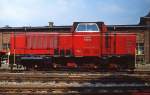 Um 1980 steht V 65 02 der Ilmebahn im Werk Moers der MaK.