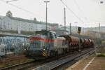 KAF Falkenhahn 4120 001-7 mit Schotterzug in Wuppertal, Dezember 2023.