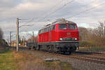 Am 07.12.25 rollte die Gasturbinenlok V 169 001 von Lok Rapid mit einem einzelnen Flachwagen durch Greppin Richtung Bitterfeld.