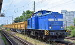 PRESS - Eisenbahn-Bau- und Betriebsgesellschaft Pressnitztalbahn mbH, Jöhstadt mit ihrer   204 033-9  [NVR-Nummer: 92 80 1202 817-3 D-PRESS]  mit einem Ganzzug Schüttgut-Containertragwagen