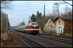 Die dicke Babelsbergerin der PRESS (118 757-4) mit dem Sonderzug DZ 1820 Zwickau/Sachs Hbf - Meißen am 20.12.2025 in Niederwiesa.