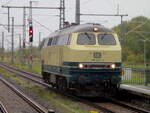 Die PRESS 218 333 bekam vom Fdl,in Bergen/R�gen,am 18.Oktober 2026,Rangierfahrsignal.