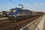 RTBC 193 793 zieht ein beinahe leeren KLV durch Tilburg-Reeshof am 5.April 2023.