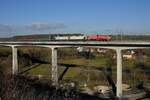 261 313 (V170.12) mit 293 503 (V150.03) & 203 001 (V180.07) am 22.11.25 auf der Aurachtalbrücke bei Emskirchen