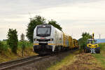 159 236-9 ist mit einem kurzen Bauzug von Winden in Richtung Kandel unterwegs.

Kandel 18.06.2024