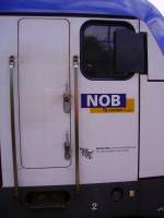 Fhrerstandstr und NOB-Logo und das Logo des Nahverkehrs in Schleswig-Holstein. DE2000-03