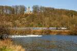 182 560 Mauerfall Taurus mit RB40 Ersatzzug in Witten, Februar 2022.